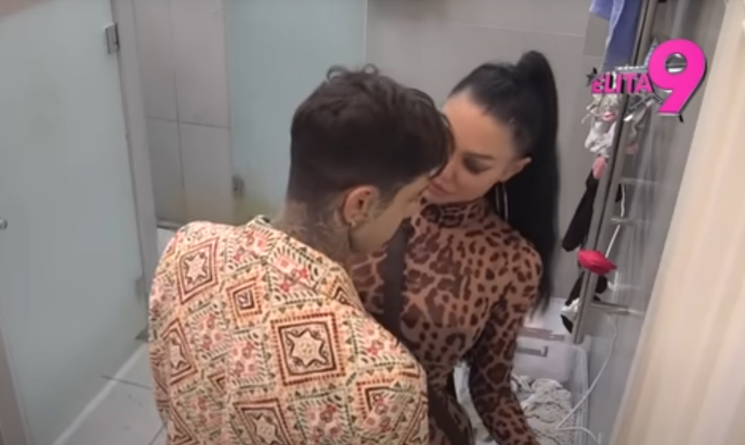 Strasti izmakle kontroli: Filip pribio Maju uz zid, a Bebica ga kasnije brutalno napao! Strasti izmakle kontroli: Filip pribio Maju uz zid, a Bebica ga kasnije brutalno napao!