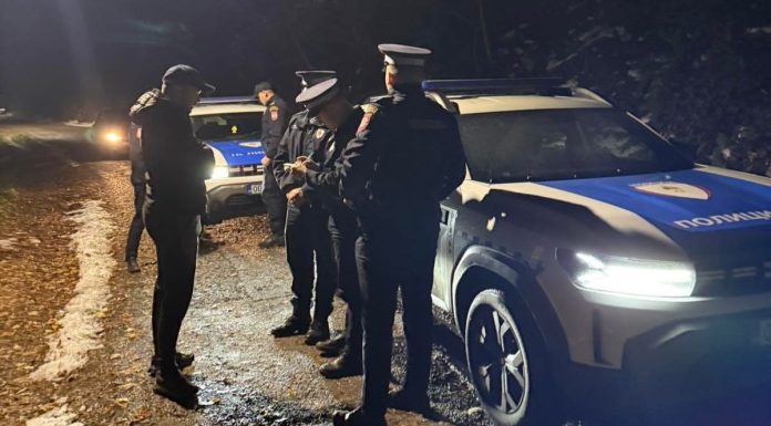 Drama na Banj brdu: Napadnut gradonačelnik Stanivuković – uslijedile otvorene prijetnje! Drama na Banj brdu: Napadnut gradonačelnik Stanivuković – uslijedile otvorene prijetnje!