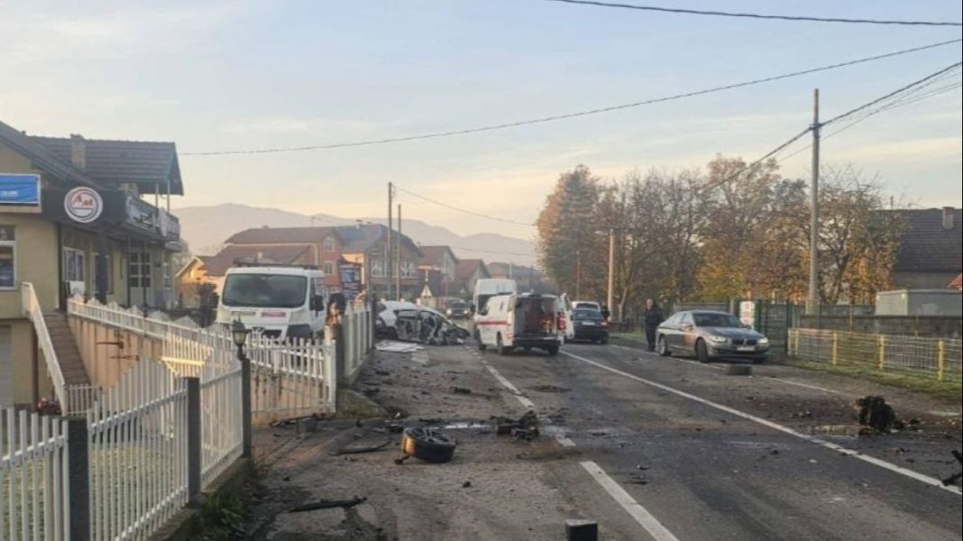 TRAGEDIJA U ŽIVINICIMA: Auto izletio s puta i udario u drvo – jedna osoba poginula! TRAGEDIJA U ŽIVINICIMA: Auto izletio s puta i udario u drvo – jedna osoba poginula!