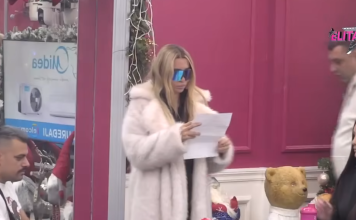 Važno obavještenje Velikog šefa diglo Elitu na noge: Takmičari skakali kao opareni! Važno obavještenje Velikog šefa diglo Elitu na noge: Takmičari skakali kao opareni!