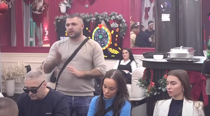 BRUTALNA ISPOVIJEST U ELITI 9: Asmin priznao da je Aneli ponižavao – riječi koje su zaledile studio BRUTALNA ISPOVIJEST U ELITI 9: Asmin priznao da je Aneli ponižavao – riječi koje su zaledile studio