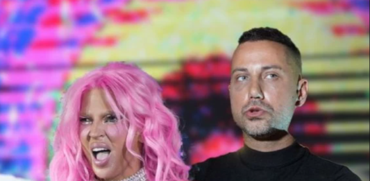 „Nije vratila kaparu za nastup“ – Marko Đedović bez dlake na jeziku o Jeleni Karleuši: ‘Narod je više ne može gledati!’