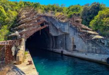 Decenijama nevidljivo iz zraka: Šta je Tito skrivao u tajnom tunelu na Jadranu.(VIDEO) Decenijama nevidljivo iz zraka: Šta je Tito skrivao u tajnom tunelu na Jadranu