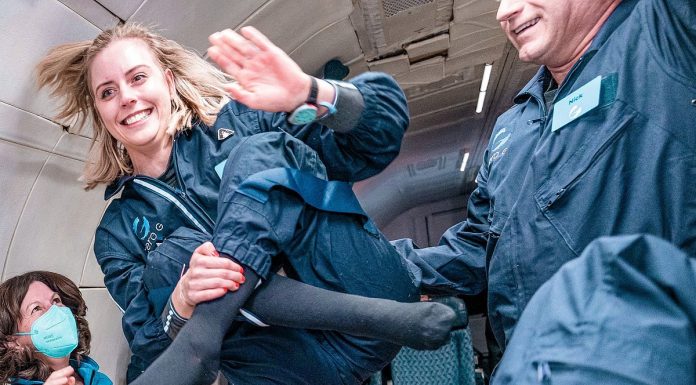 Historijski let: Njemačka inženjerka u kolicima poletjela u svemir Historijski let: Njemačka inženjerka u kolicima poletjela u svemir