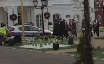 ZADRUGARKINA MAJKA POZVALA POLICIJU!!Policija upala na kapije “Elite 9” zbog šokantnih scena maltretiranja! ZADRUGARKINA MAJKA POZVALA POLICIJU!!Policija upala na kapije “Elite 9” zbog šokantnih scena maltretiranja!
