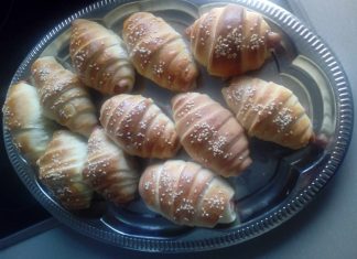 Najmekše Hrenovke u Lisnatom Tijestu: Recept Koji Uvijek Uspije i Osvaja Na Prvi Zalogaj Najmekše Hrenovke u Lisnatom Tijestu: Recept Koji Uvijek Uspije i Osvaja Na Prvi Zalogaj