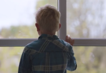 Jedan školski odmor promijenio je sve: Video koji je dirnuo milione Jedan školski odmor promijenio je sve: Video koji je dirnuo milione