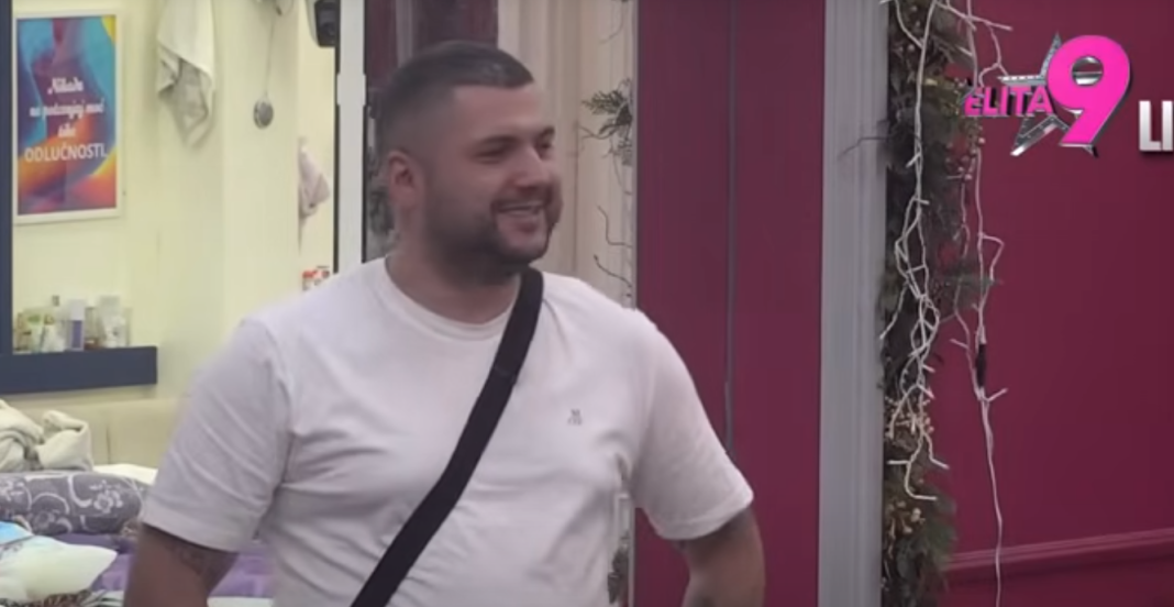 „Dovedi mi Noru 19. februara!“ Alibaba pred svima zamolio Aneli da vidi kćerku – njen odgovor sve je šokirao (VIDEO)