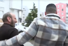 Tajni razgovor iza crkve! Sveštenik prišao Terzi i otkrio kršteno ime njegove kćerke – Pink sve snimio (VIDEO) Tajni razgovor iza crkve! Sveštenik prišao Terzi i otkrio kršteno ime njegove kćerke – Pink sve snimio (VIDEO)