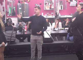 TOTALNI RASPAD PRIJATELJSTVA: Aneli, Ivan i Anđelo u brutalnom sukobu pred kamerama TOTALNI RASPAD PRIJATELJSTVA: Aneli, Ivan i Anđelo u brutalnom sukobu pred kamerama