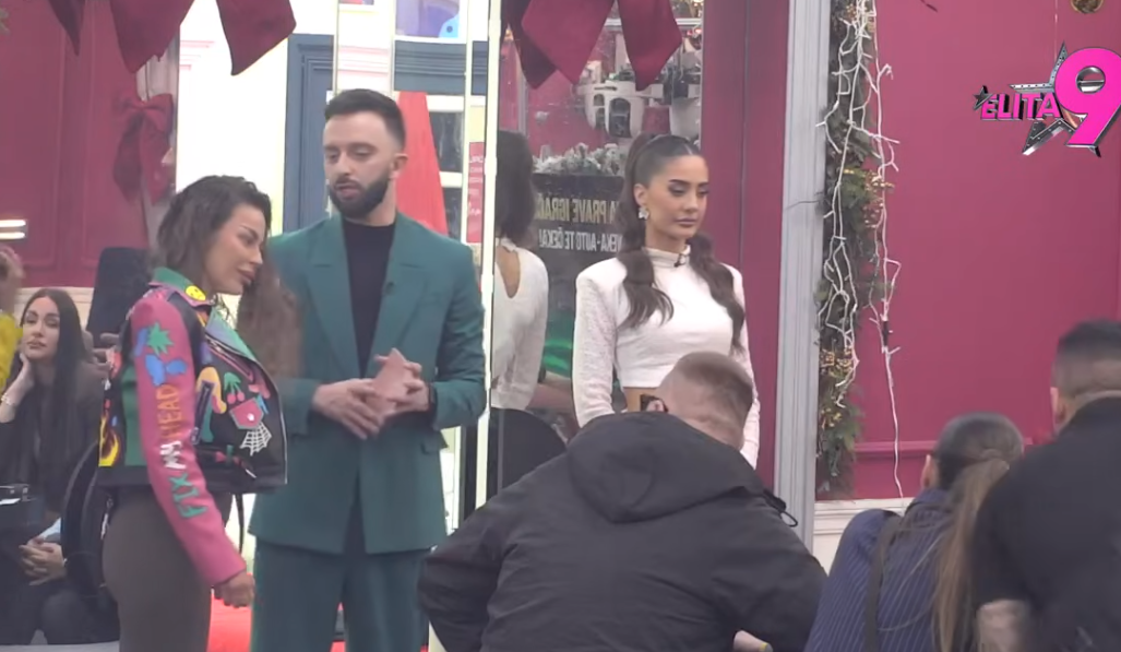 Sofija zanijemila zbog poruke majke, otac pozdravio Terzu, pa ušla u žestok okršaj s Anđelom (VIDEO) Sofija zanijemila zbog poruke majke, otac pozdravio Terzu, pa ušla u žestok okršaj s Anđelom (VIDEO)