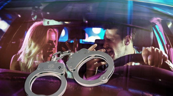 Horor na Voždovcu: Mladić silom uvukao bivšu i mučio u škodi, kraj agonije nakon intervencije policije.! Horor na Voždovcu: Mladić silom uvukao bivšu i mučio u škodi, kraj agonije nakon intervencije policije.!