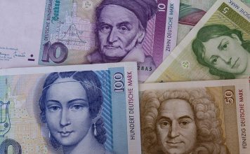 Skrivene u dušecima i ormarima: Nijemci i dalje čuvaju 12 milijardi maraka Skrivene u dušecima i ormarima: Nijemci i dalje čuvaju 12 milijardi maraka