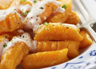 Bezglutenske njoke od bundeve i batata koje se tope u ustima Ukusi su kao priče – svaki nosi svoju čaroliju, porijeklo i miris djetinjstva. Ako volite da istražujete jela iz različitih krajeva, učite o tradiciji kroz recepte i otkrivate neodoljive kombinacije ukusa, ne propustite ostale tekstove iz naše kategorije Svijet Ukusa. Svaki dan vas čeka nova doza inspiracije – na tanjiru!