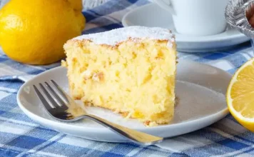 Sočni kolač s jogurtom i limunom – jednostavan, mirisan i mekan Sočni kolač s jogurtom i limunom – jednostavan, mirisan i mekan