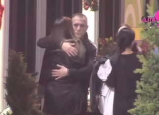 Nalet strasti koji niko nije očekivao: Kačavenda i Miki bez kočnica (VIDEO) Nalet strasti koji niko nije očekivao: Kačavenda i Miki bez kočnica (VIDEO)