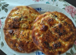 RAMAZANSKE LEPINE KAO IZ PEKARE: Miris koji okuplja porodicu i budi duh iftara RAMAZANSKE LEPINE KAO IZ PEKARE: Miris koji okuplja porodicu i budi duh iftara