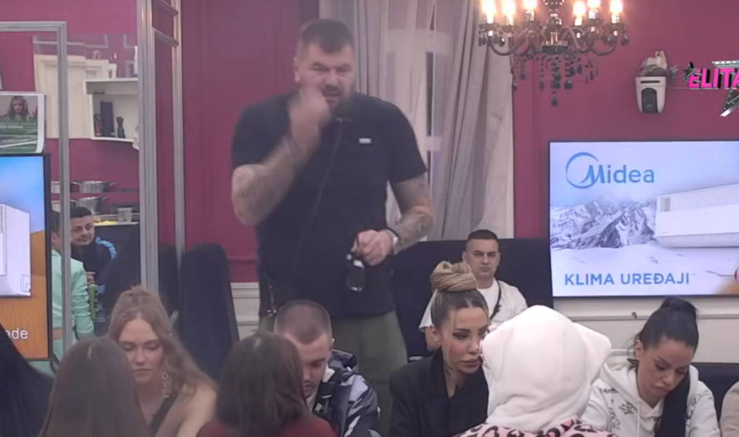 Teške riječi koje bole: Janjuš Aneli rekao sve u lice, njena hladnokrvnost digla mreže na noge (VIDEO)