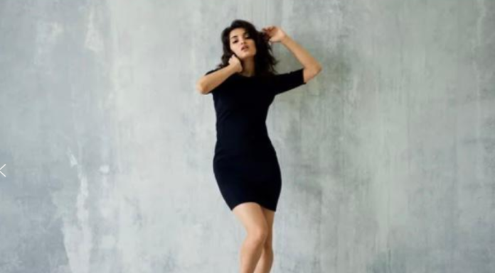 Topla, udobna, elegantna: Zašto svaka žena mora imati malu crnu haljinu ove zime Topla, udobna, elegantna: Zašto svaka žena mora imati malu crnu haljinu ove zime