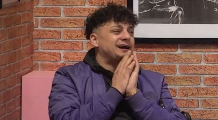 Drama u porodici Terzić: OGLASILA SE MAJKA BORISLAVA TERZIĆA ;“Nikada Sofiju nećemo primiti u kuću!” Drama u porodici Terzić: OGLASILA SE MAJKA BORISLAVA TERZIĆA ;“Nikada Sofiju nećemo primiti u kuću!”