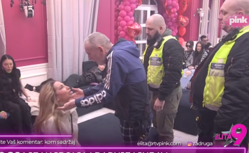 Totalni krah u Beloj kući: Aneli doživela nervni slom, pomenute i zabranjene supstance! Totalni krah u Beloj kući: Aneli doživela nervni slom, pomenute i zabranjene supstance!