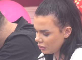 PUKLA POD PRITISKOM? Anita zaplakala i zatražila raskid ugovora – da li slijedi kazna? PUKLA POD PRITISKOM? Anita zaplakala i zatražila raskid ugovora – da li slijedi kazna?