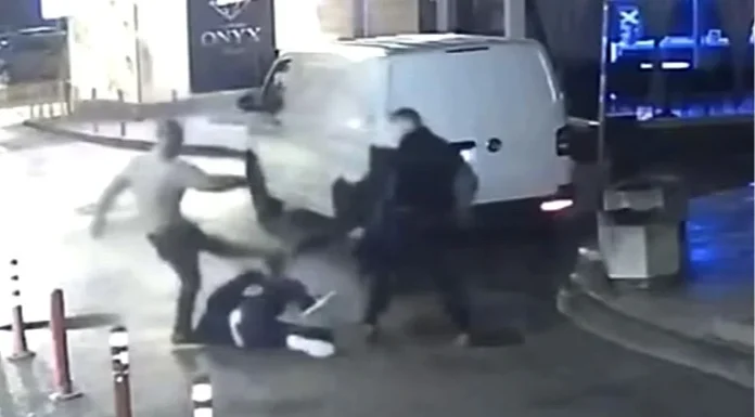 Šok u Rijeci: Trojica muškaraca pretukla 16-godišnjaka, zadobio višestruke prijelome lica Policija na mjestu napada u centru Rijeke u ranim jutarnjim satima