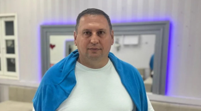 Taki eksplodirao nakon drame: Jovana okrenula leđa Maji, a on joj brutalno odgovorio Taki eksplodirao nakon drame: Jovana okrenula leđa Maji, a on joj brutalno odgovorio