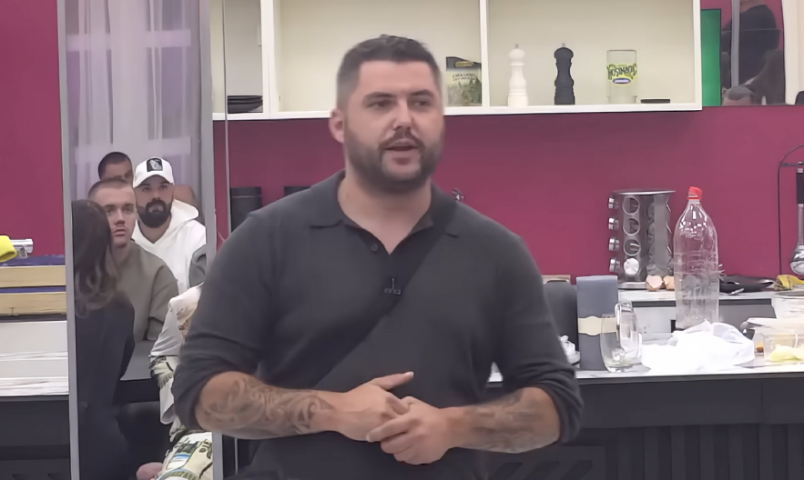 Bahato ponašanje bez posljedica? Asmin Durdžić ponovo razbjesnio gledaoce Elite Bahato ponašanje bez posljedica? Asmin Durdžić ponovo razbjesnio gledaoce Elite