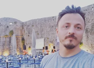 Drama u Beogradu: Pjevač Daniel Kajmakoski otet, tražili otkup od 20.000 evra! Drama u Beogradu: Pjevač Daniel Kajmakoski otet, tražili otkup od 20.000 evra!