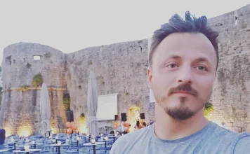 Drama u Beogradu: Pjevač Daniel Kajmakoski otet, tražili otkup od 20.000 evra! Drama u Beogradu: Pjevač Daniel Kajmakoski otet, tražili otkup od 20.000 evra!