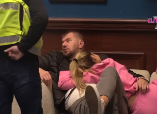 DRAMA VEČERI: Aneli izgubila razum, prijetila pobačajem! Janjuš ostao bez teksta, a produkcija u pripravnosti! DRAMA VEČERI: Aneli izgubila razum, prijetila pobačajem! Janjuš ostao bez teksta, a produkcija u pripravnosti!