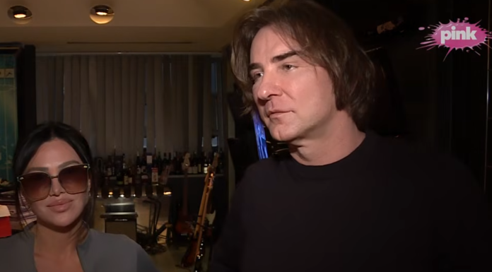 EKSKLUZIVNO: Stanija potpisala ugovor i najavila ulazak koji će sve promijeniti! EKSKLUZIVNO: Stanija potpisala ugovor i najavila ulazak koji će sve promijeniti!