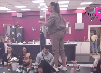 “Nisam zaljubljen u tebe!” Janjuš javno odbrusio Kačavendi, ona pobesnela i popela se na sto! “Nisam zaljubljen u tebe!” Janjuš javno odbrusio Kačavendi, ona pobesnela i popela se na sto!