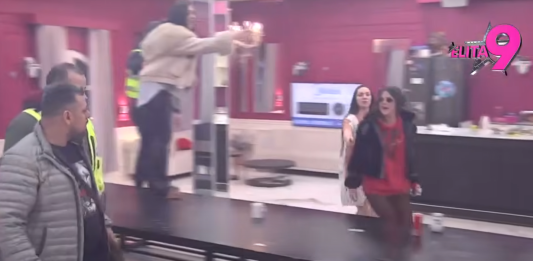 DEMOLIRANA BELA KUĆA: Bora Santana u brutalnom obračunu sa Anastasijom i Boginjom – obezbjeđenje jedva spriječilo totalni haos!