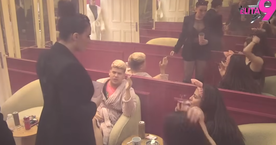 Haos na žurci: Tanja Stijela “Boginja” krenula u obračun sa Sandrom Todić i Majom Marinković!