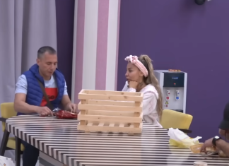 Totalni raskol! Aneli Ahmić odbila da dođe na Janjušev rođendan: “Na sudu smo, poslije svega ne dolazi u obzir!” Totalni raskol! Aneli Ahmić odbila da dođe na Janjušev rođendan: “Na sudu smo, poslije svega ne dolazi u obzir!”