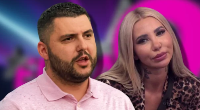 Isplivala nikad viđena fotografija Aneli i Asmina: Objavio je Mustafa Durdžić, a reakcije javnosti su burne! Isplivala nikad viđena fotografija Aneli i Asmina: Objavio je Mustafa Durdžić, a reakcije javnosti su burne!