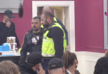 SKANDAL U PROGRAMU UŽIVO: Bora izgubio kontrolu pa skočio na Hanu, učesnici ga jedva zaustavili! SKANDAL U PROGRAMU UŽIVO: Bora izgubio kontrolu pa skočio na Hanu, učesnici ga jedva zaustavili!