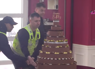 NIKO NIJE OČEKIVAO OVO! Gigantska torta Darka Tanasijevića šokirala učesnike “Elite 9”! NIKO NIJE OČEKIVAO OVO! Gigantska torta Darka Tanasijevića šokirala učesnike “Elite 9”!