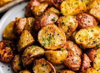 NEĆETE VJEROVATI KOLIKO JE JEDNOSTAVNO: Hrskavi krompir bez greške