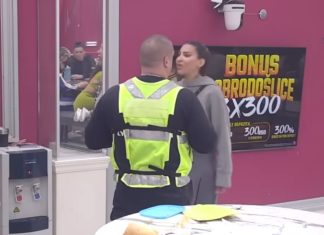 „Ne zanima me Nora“: Haos u Beloj kući, Aneli žestoko napala Asmina nakon šok izjave „Ne zanima me Nora“: Haos u Beloj kući, Aneli žestoko napala Asmina nakon šok izjave