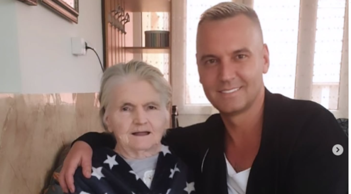 Vaskrs u domu Milana Miloševića: Tradicija, uspomene i tiha seta,emotivne fotografije objavio Vaskrs u domu Milana Miloševića: Tradicija, uspomene i tiha seta,emotivne fotografije objavio