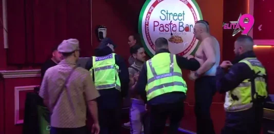 HAOS U KAZINU! Bebica nasrnuo na Saleta zbog Teodore i Đukića – oni pobjegli glavom bez obzira! (VIDEO)