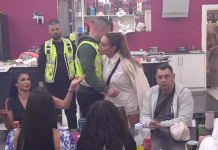 BELA KUĆA GORI OD SUKOBA! Kačavenda eksplodirala zbog Janjuša i Dudića, Aleksandra provocirala do pucanja BELA KUĆA GORI OD SUKOBA! Kačavenda eksplodirala zbog Janjuša i Dudića, Aleksandra provocirala do pucanja