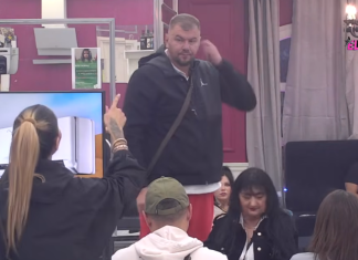Aneli zanijemila nakon Janjuševih riječi: Obezbjeđenje moralo da spriječi veći sukob! (VIDEO) Aneli zanijemila nakon Janjuševih riječi: Obezbjeđenje moralo da spriječi veći sukob! (VIDEO)