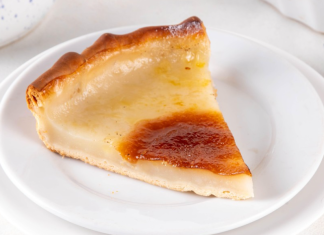 Zaboravljeni recept naših baka ponovo hit: Pita od vode pravi se bez jaja i mlijeka, a ukus je nevjerovatan Zaboravljeni recept naših baka ponovo hit: Pita od vode pravi se bez jaja i mlijeka, a ukus je nevjerovatan