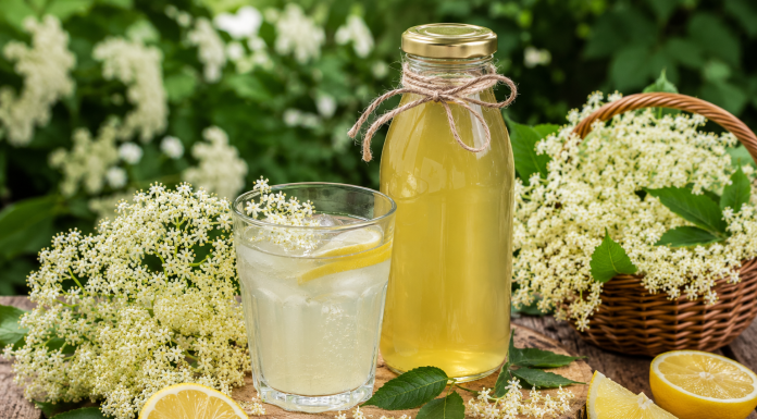 Najljepši ukus djetinjstva! Domaći sirup od zove po starinskom receptu Najljepši ukus djetinjstva! Domaći sirup od zove po starinskom receptu