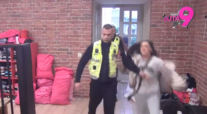 HAOS U CIK ZORE! Bora Santana polio Anastasijine stvari domestosom,obezbeđenje napravilo živi zid! (VIDEO) HAOS U CIK ZORE! Bora Santana polio Anastasijine stvari domestosom,obezbeđenje napravilo živi zid! (VIDEO)