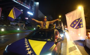 Toronto preplavljen plavo-žutim bojama: Oko 25.000 Bosanaca i Hercegovaca stiže na meč protiv Kanade